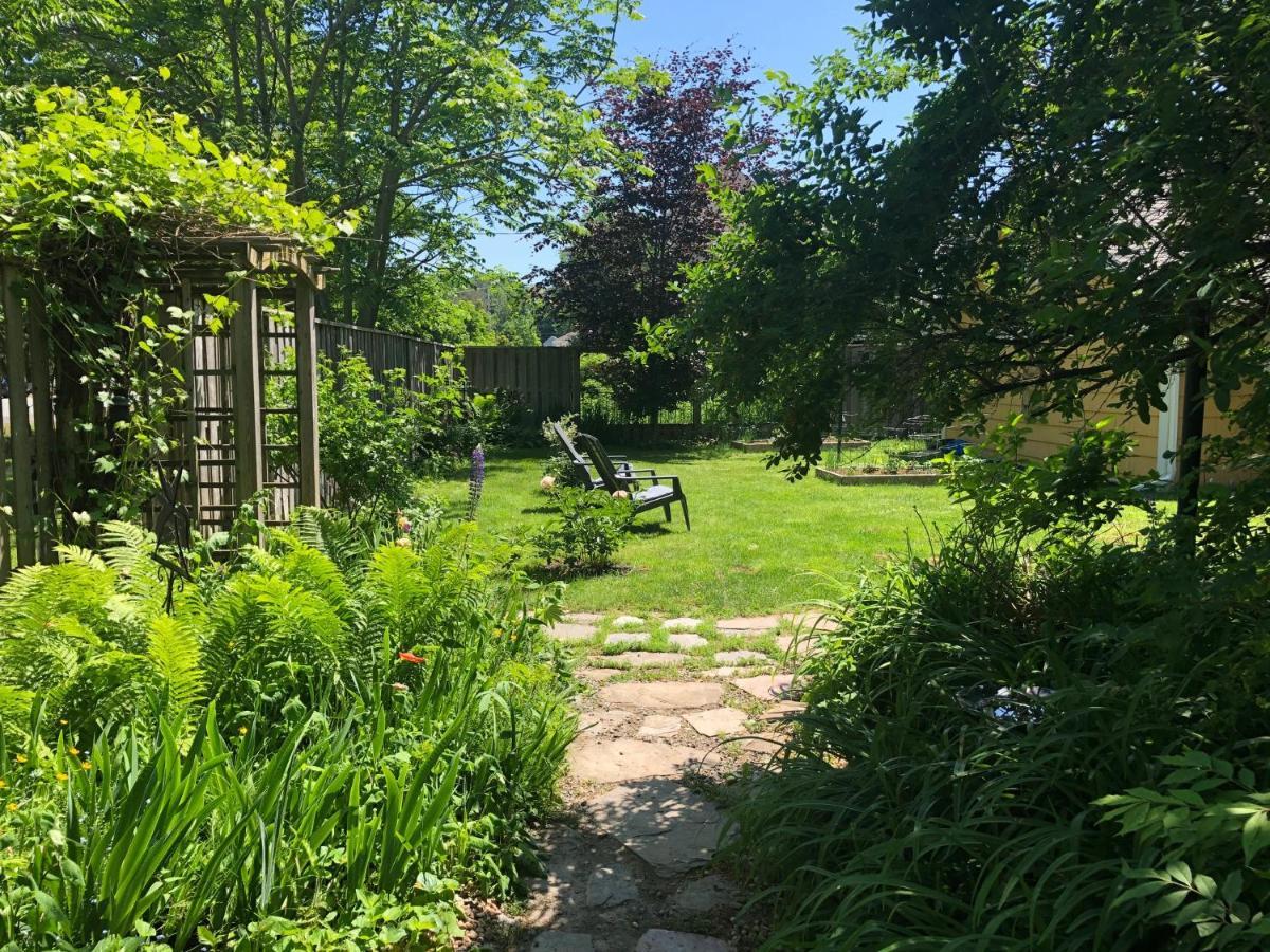 The Stella Rose B&B Wolfville Exterior photo